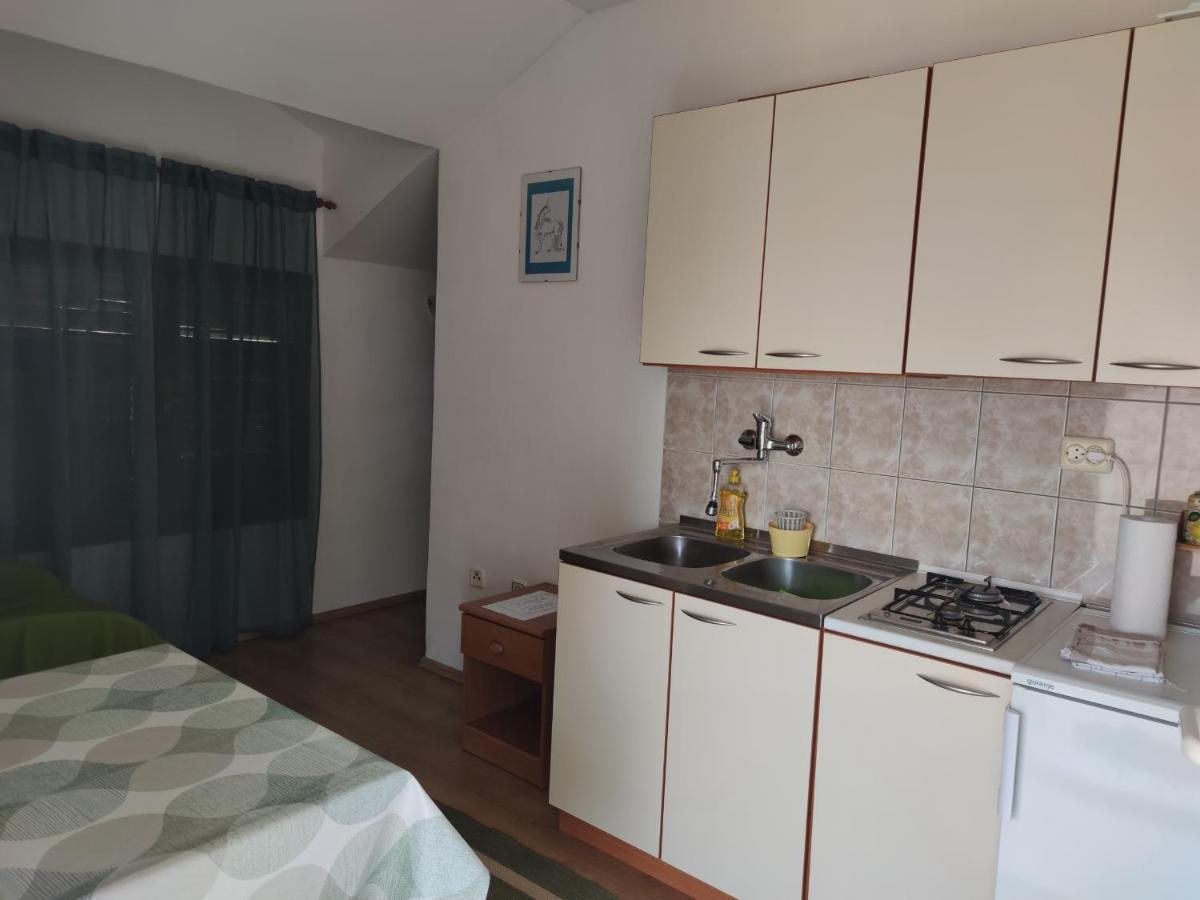 Apartments Vodice Srima Екстер'єр фото